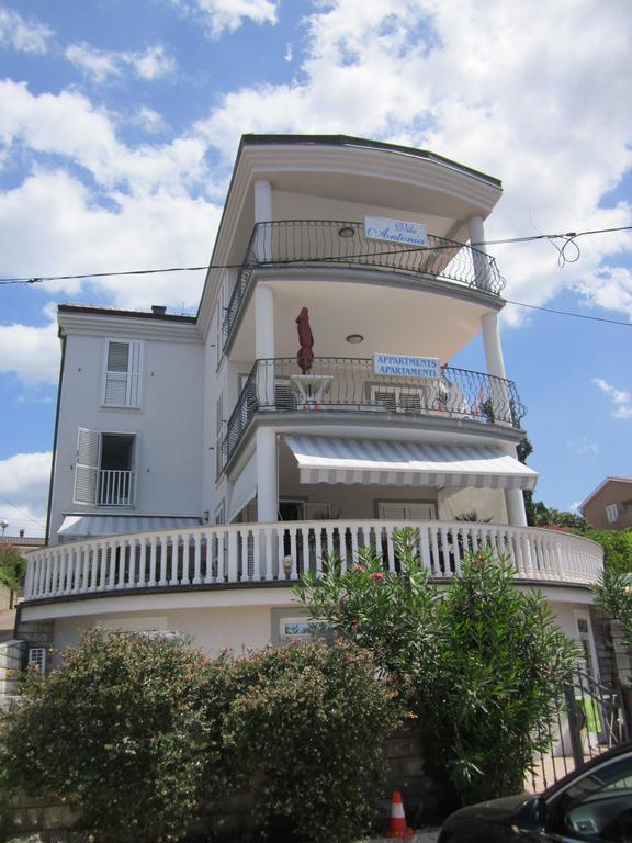 Apartments Antonia Malinska Quarto foto