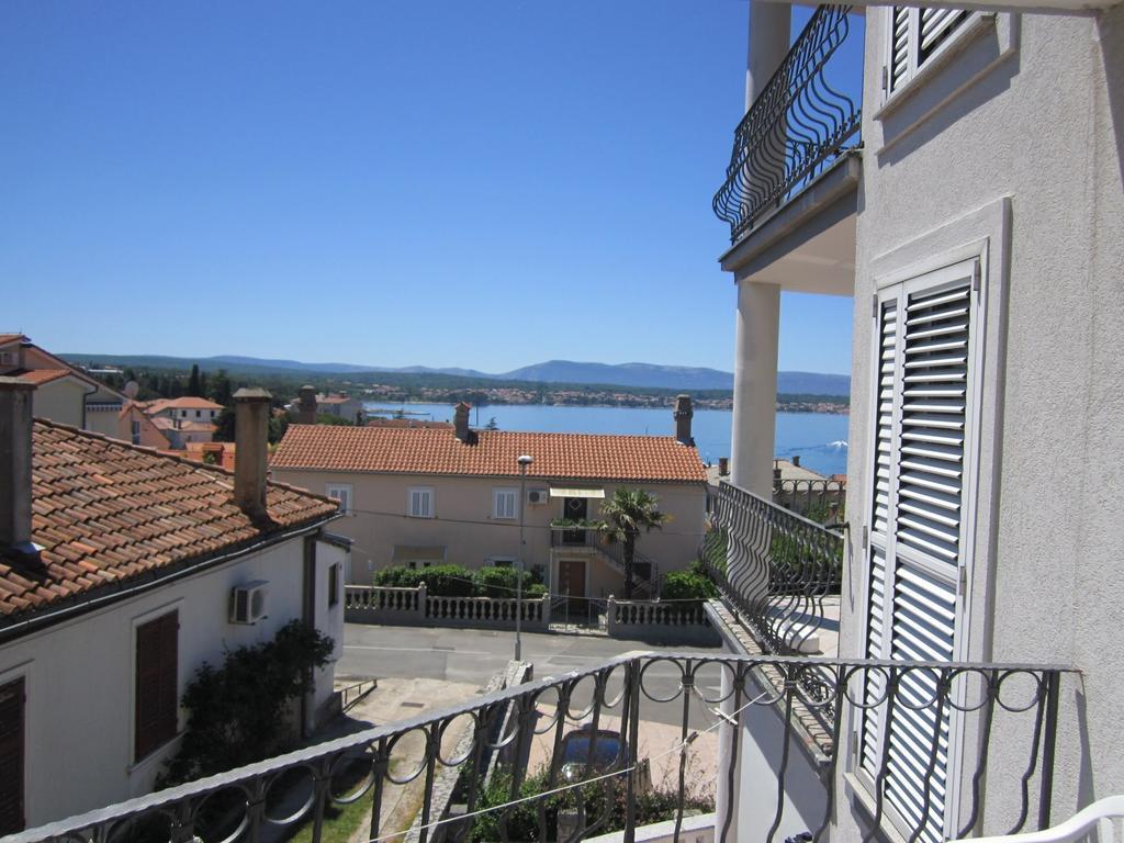 Apartments Antonia Malinska Quarto foto