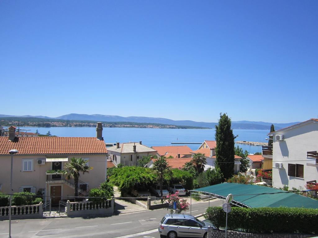 Apartments Antonia Malinska Quarto foto